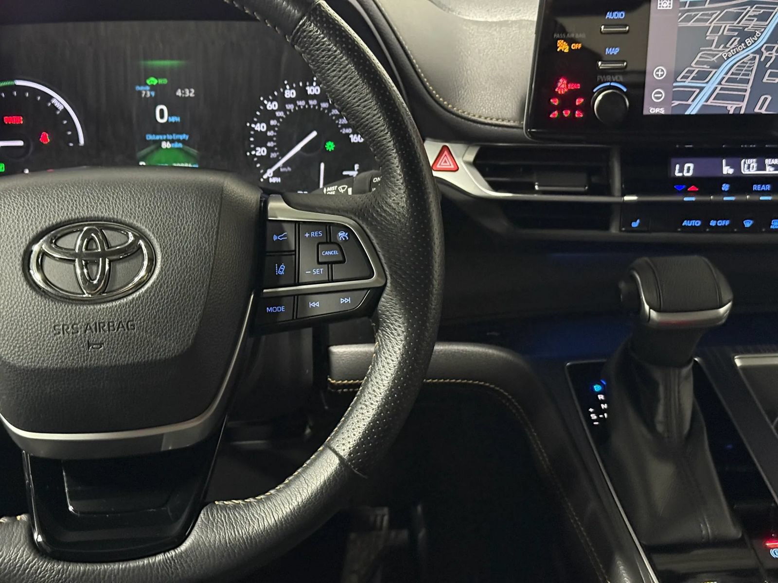 Used 2022 Toyota Sienna XLE Woodland Edition w/ Protection Package (TMS) AWD/4WD image 27