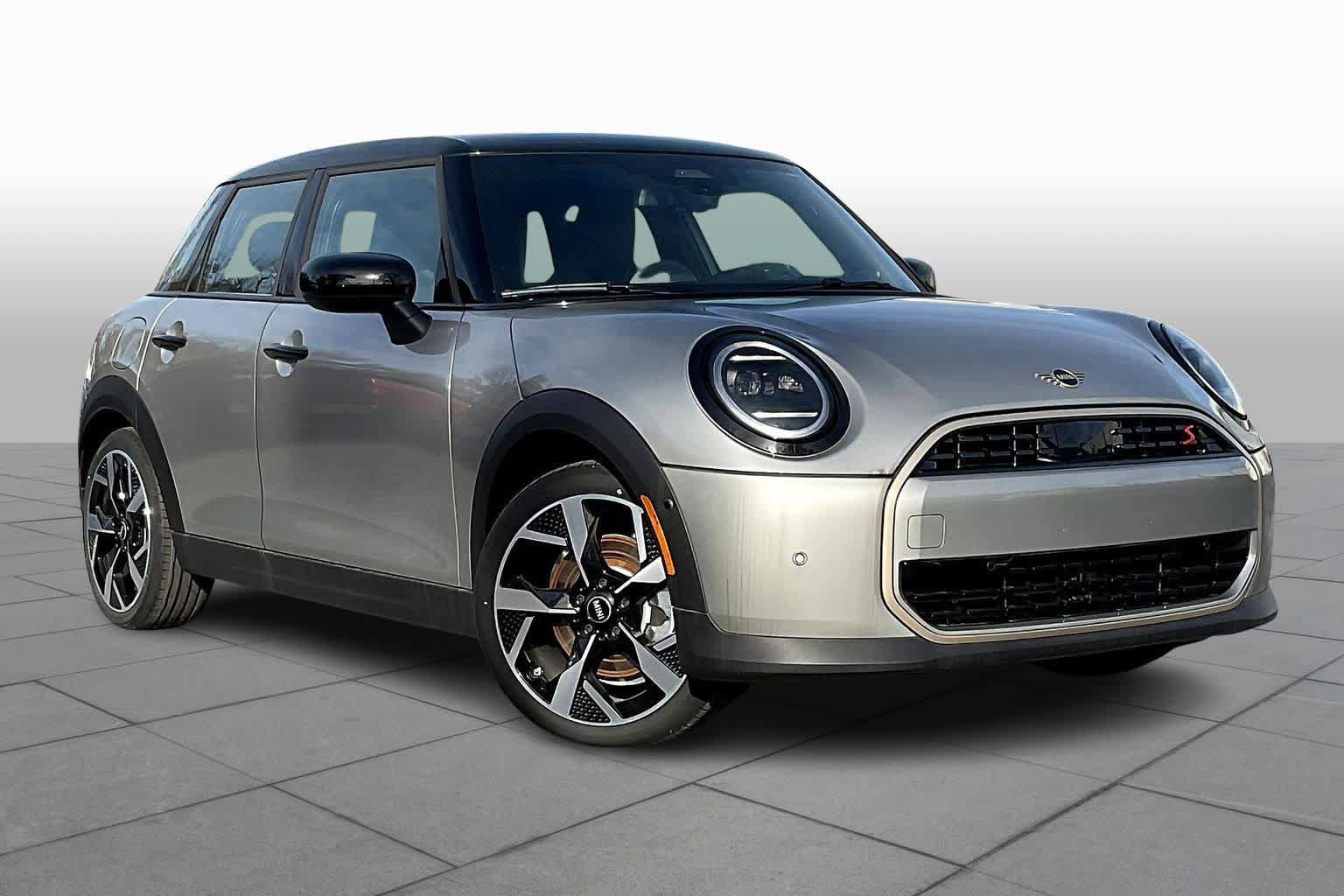 Used 2025 MINI Cooper S image 2