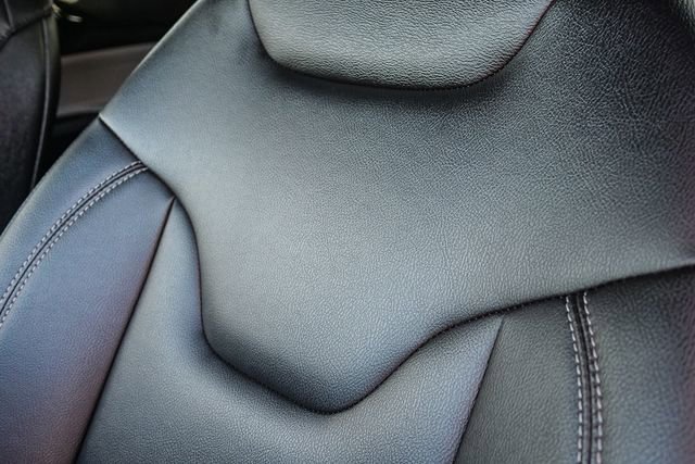 Used 2025 Jeep Compass Limited image 22