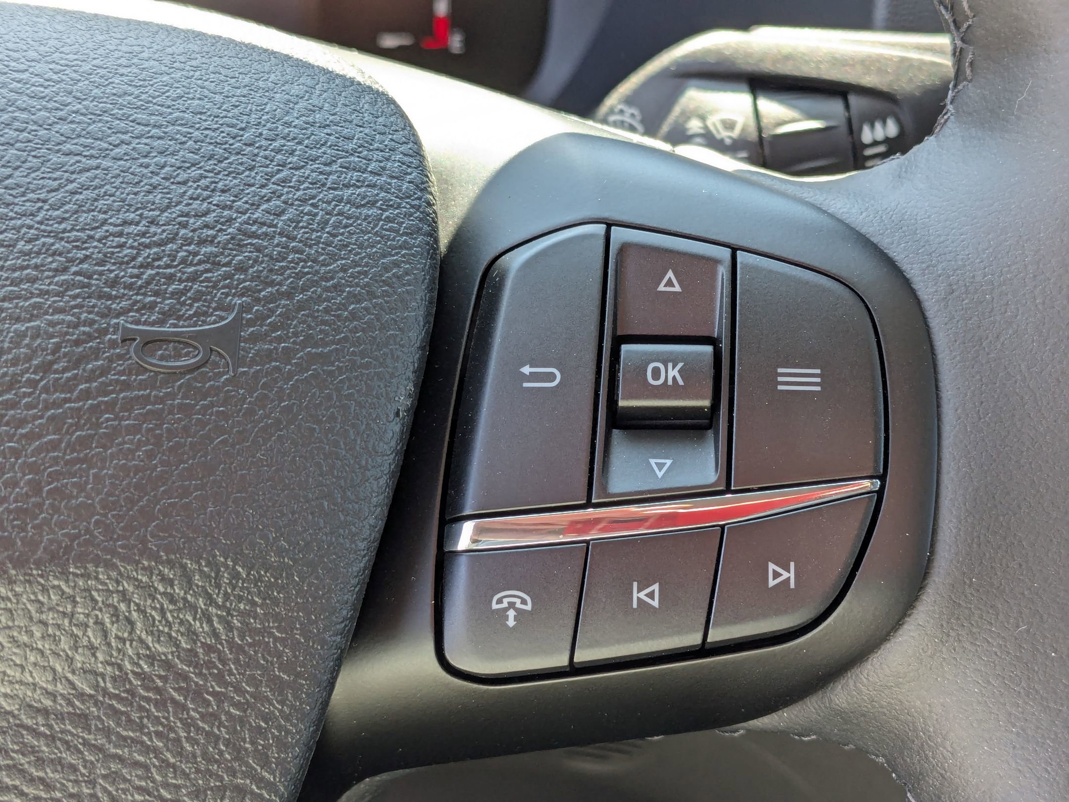 New 2026 Ford Transit 350 XLT RWD image 16