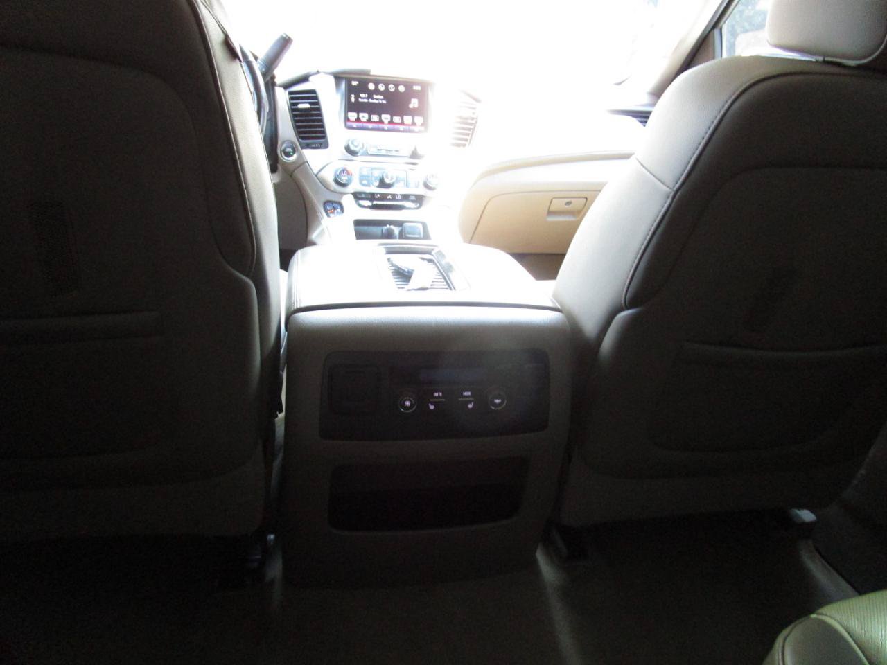 Used 2016 GMC Yukon SLT w/ HD Trailering Package RWD image 16