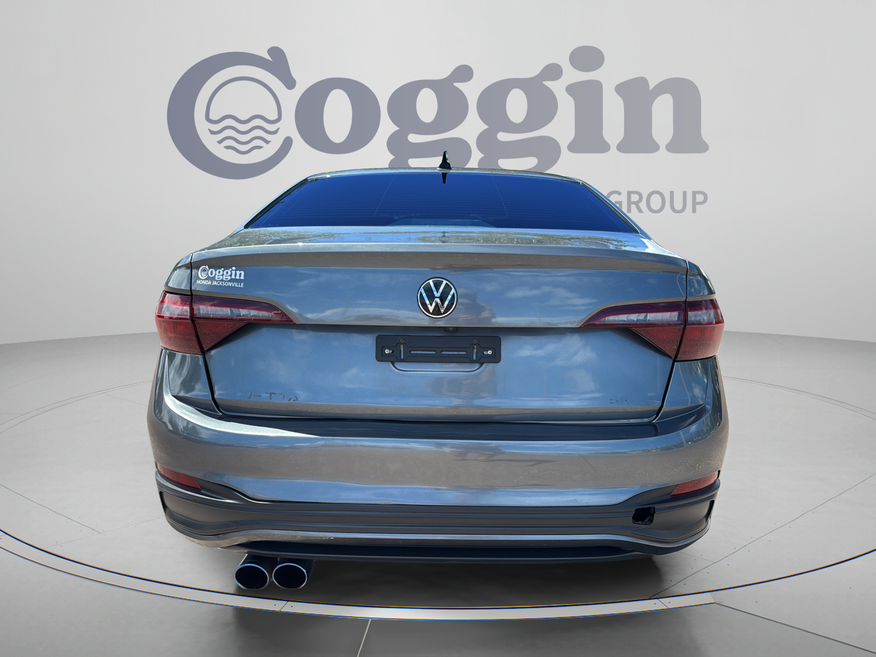 Used 2024 Volkswagen Jetta SE FWD image 4