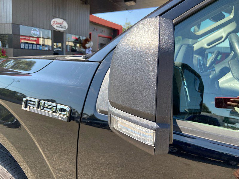 Used 2016 Ford F150 XLT w/ Equipment Group 302A Luxury image 9