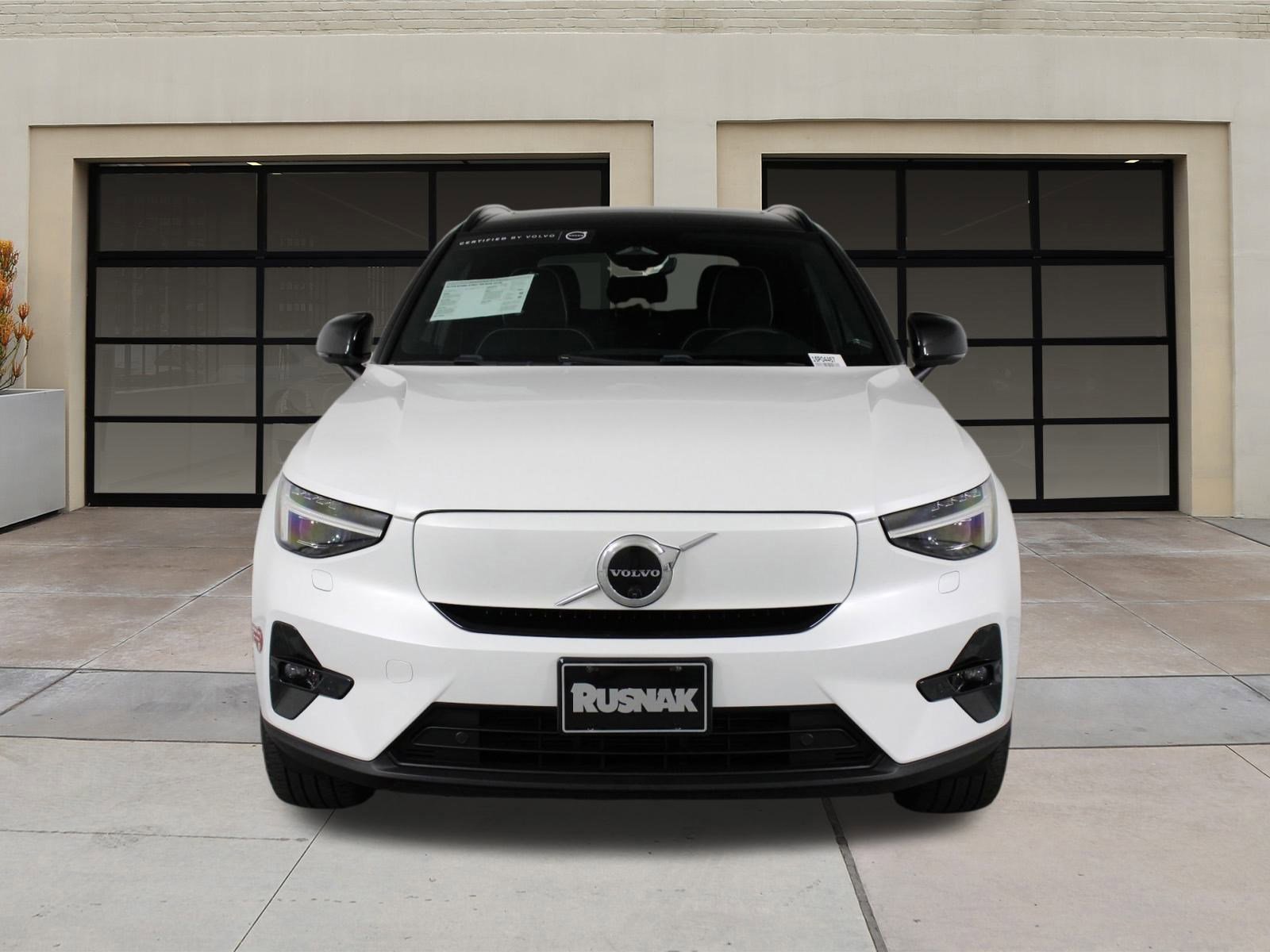 Certified 2023 Volvo XC40 Recharge Ultimate image 6