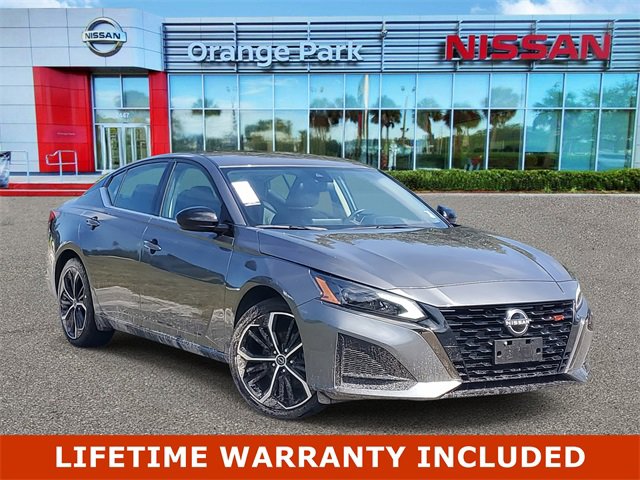 Used 2024 Nissan Altima 2.5 SR