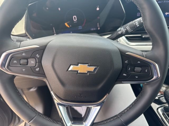 Certified 2025 Chevrolet Trax LT w/ LT Convenience Package FWD image 4