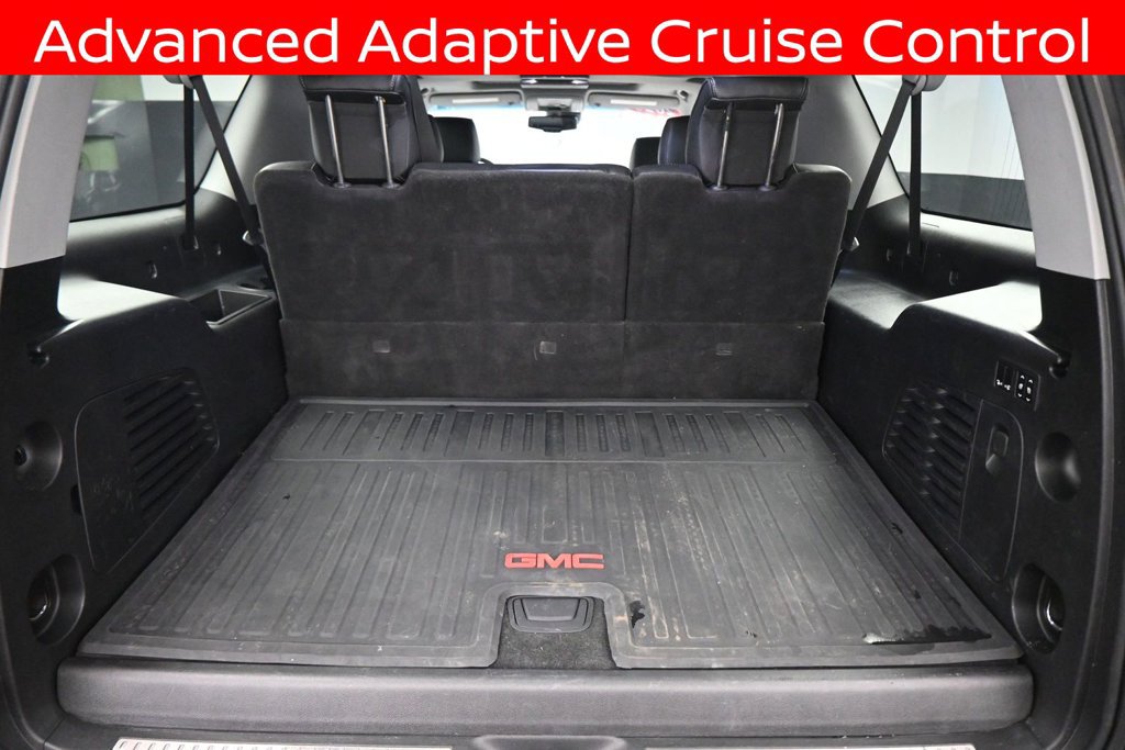 Used 2020 GMC Yukon XL Denali w/ Denali Premium Package RWD image 18