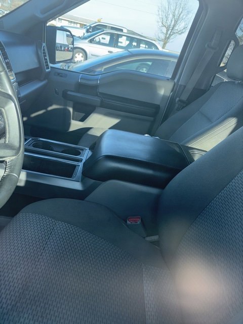 Used 2017 Ford F150 XLT w/ Equipment Group 302A Luxury image 6