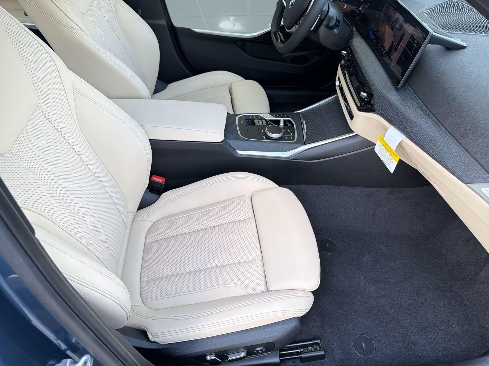 Used 2026 BMW 330i Sedan w/ Premium Package RWD image 34