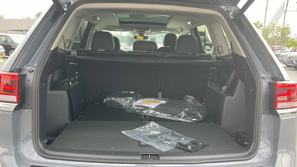 New 2026 Volkswagen Atlas SE FWD image 29