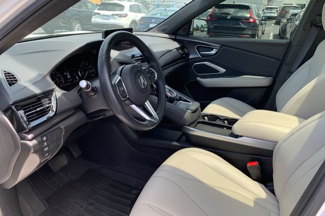 Used 2025 Acura RDX SH-AWD image 11