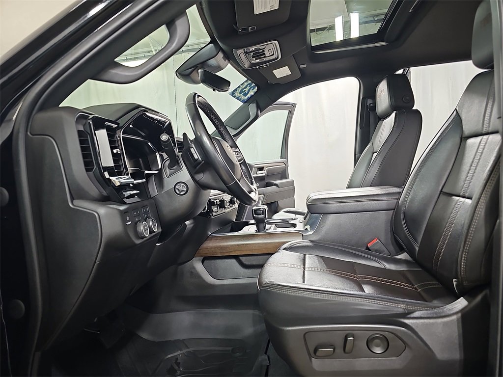 Used 2023 Chevrolet Silverado 1500 High Country w/ High Country Premium Package image 21