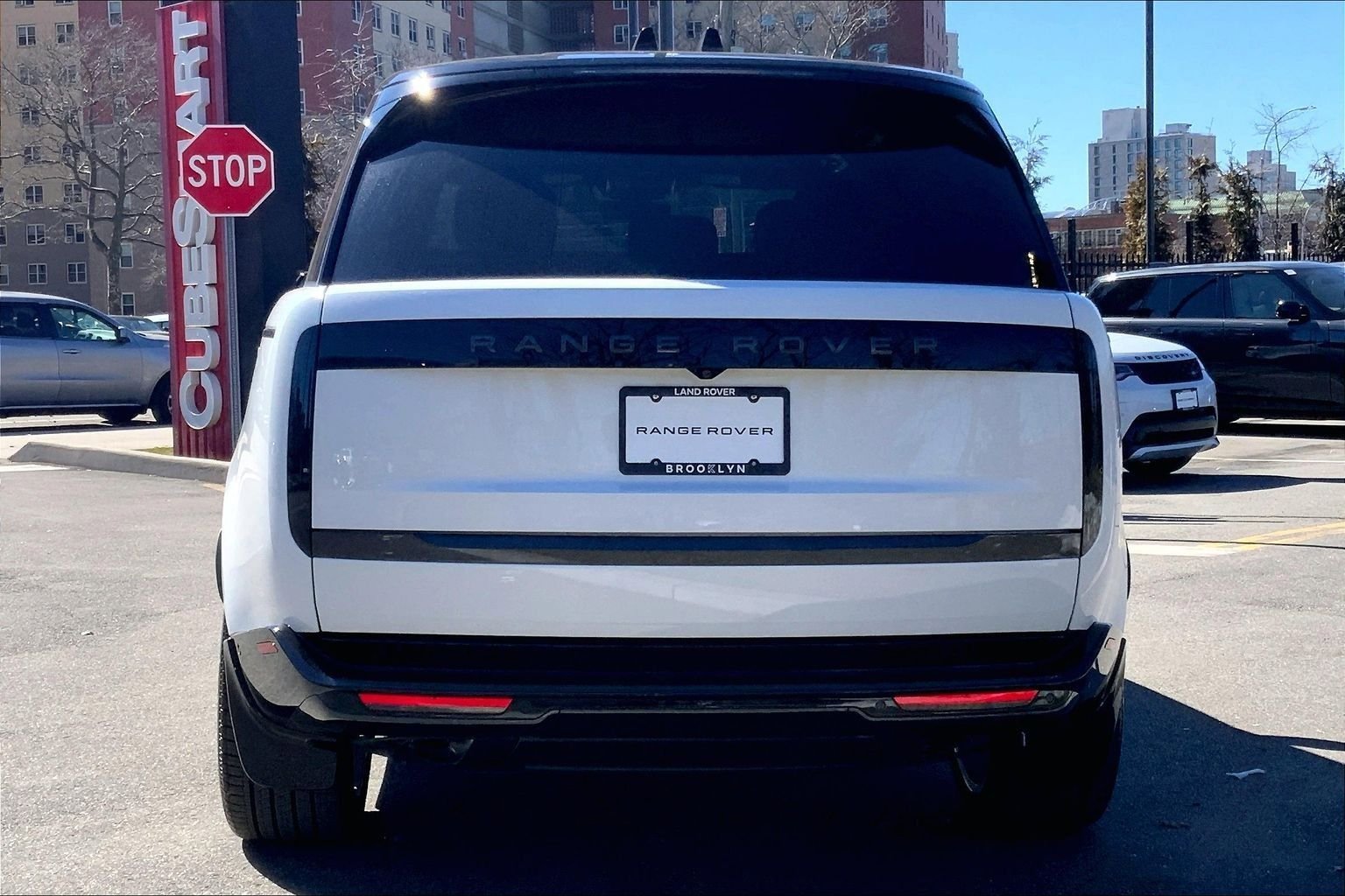 New 2026 Land Rover Range Rover SE image 4