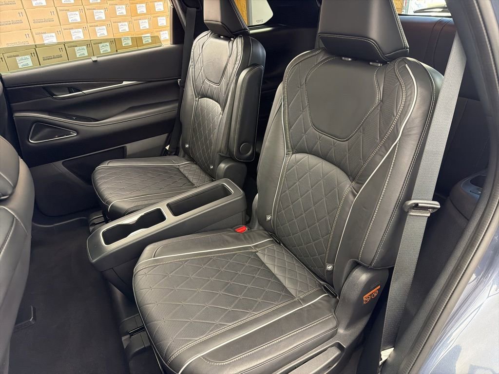 Used 2023 INFINITI QX60 Autograph w/ Cargo Package image 25