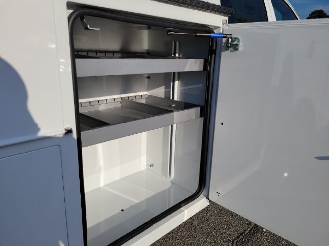 New 2026 RAM 3500 Tradesman AWD/4WD image 9