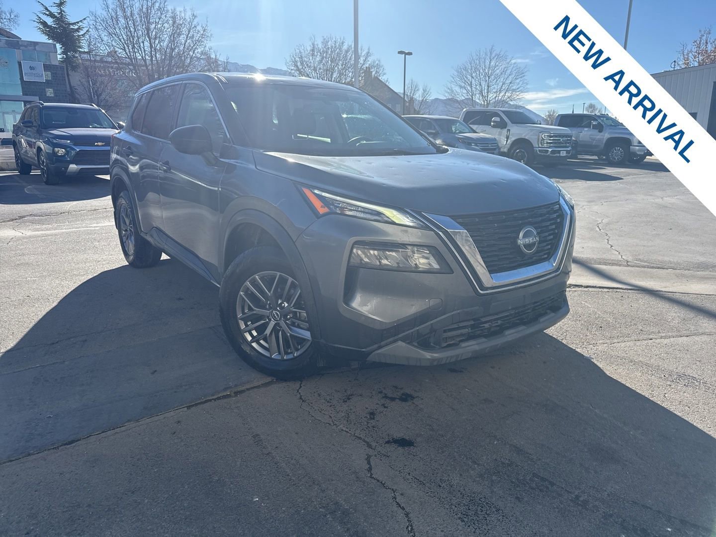 Used 2023 Nissan Rogue S image 1
