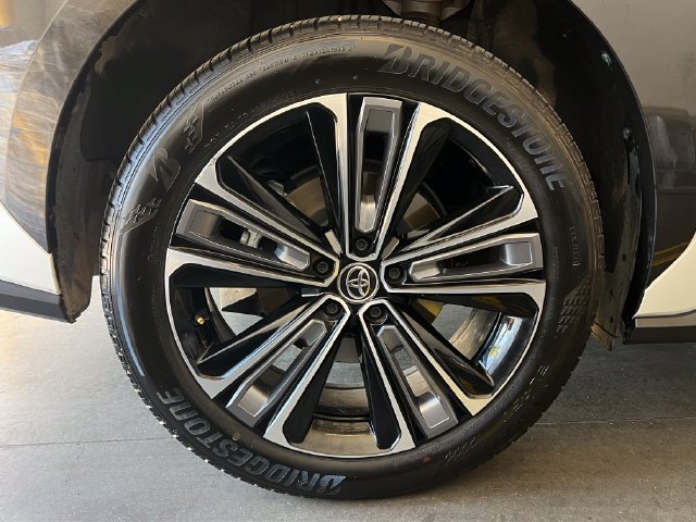 Used 2023 Toyota bZ4X FWD w/ Weather Package image 11