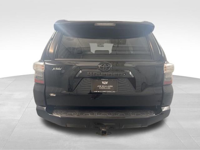 Used 2018 Toyota 4Runner SR5 image 7