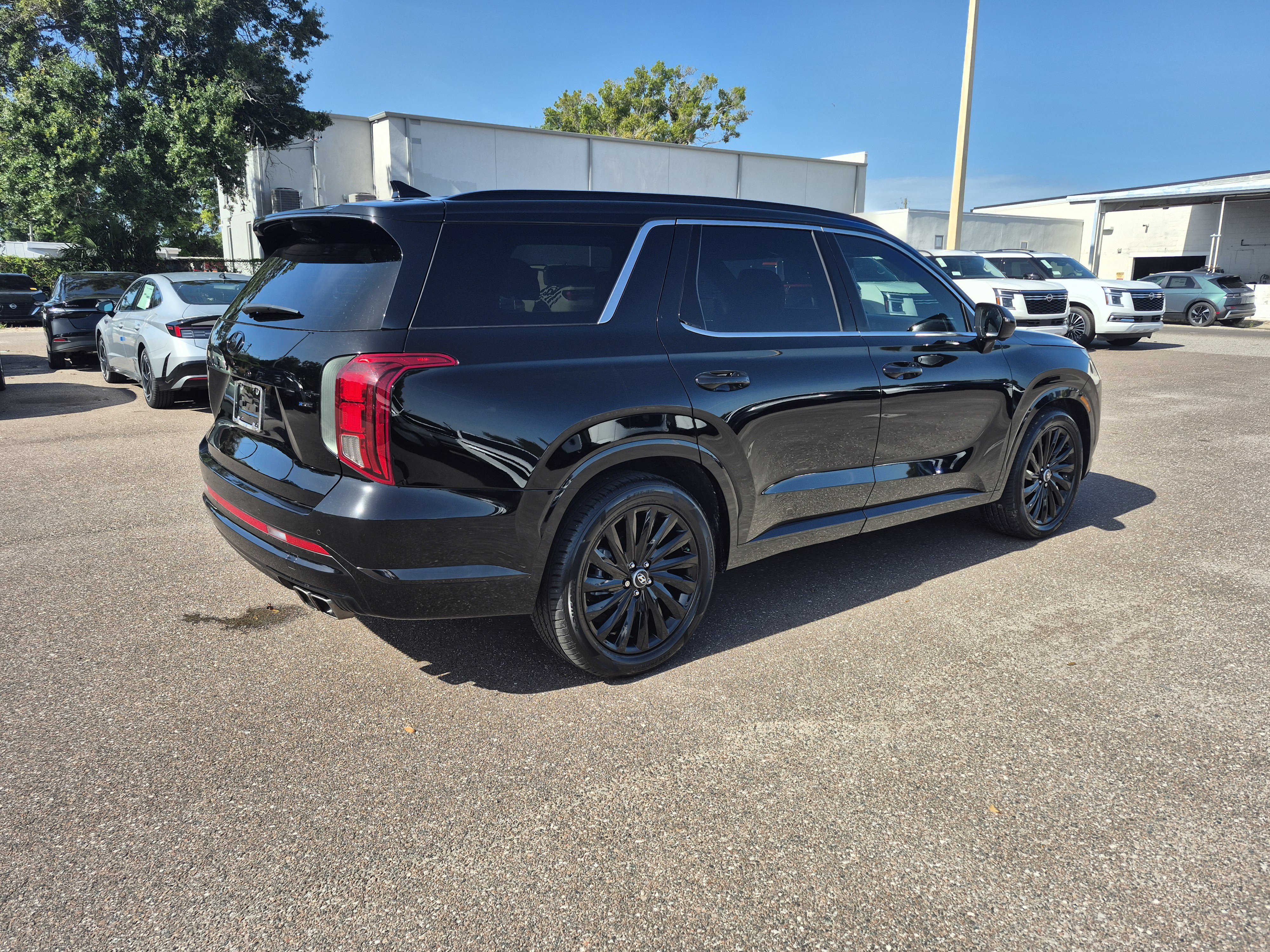 Certified 2024 Hyundai Palisade Calligraphy AWD/4WD image 6