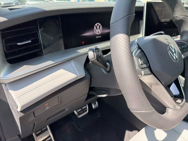 New 2026 Volkswagen Tiguan SE R-Line AWD/4WD image 39