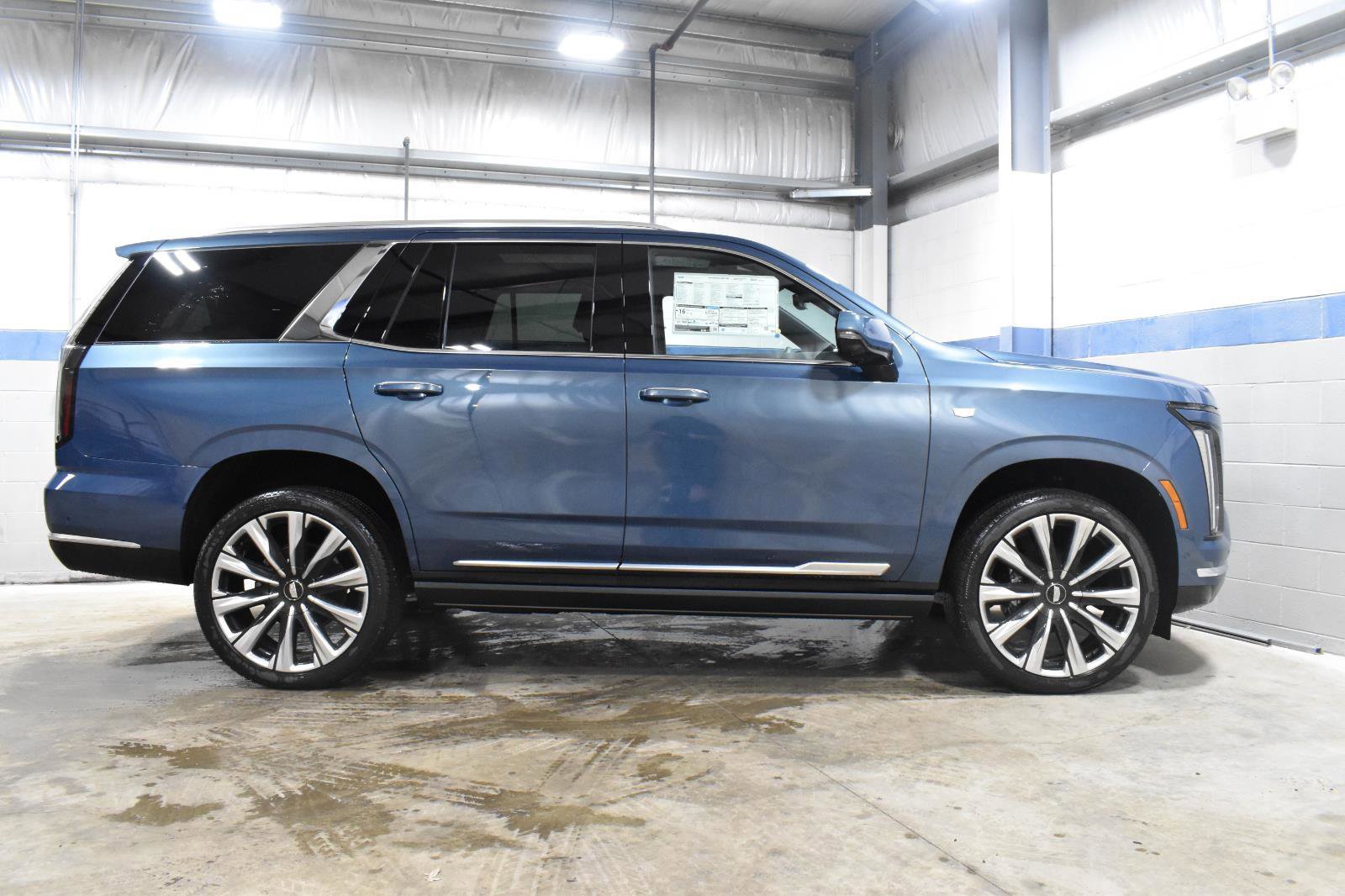 New 2026 Cadillac Escalade Luxury w/ Touring Package image 18