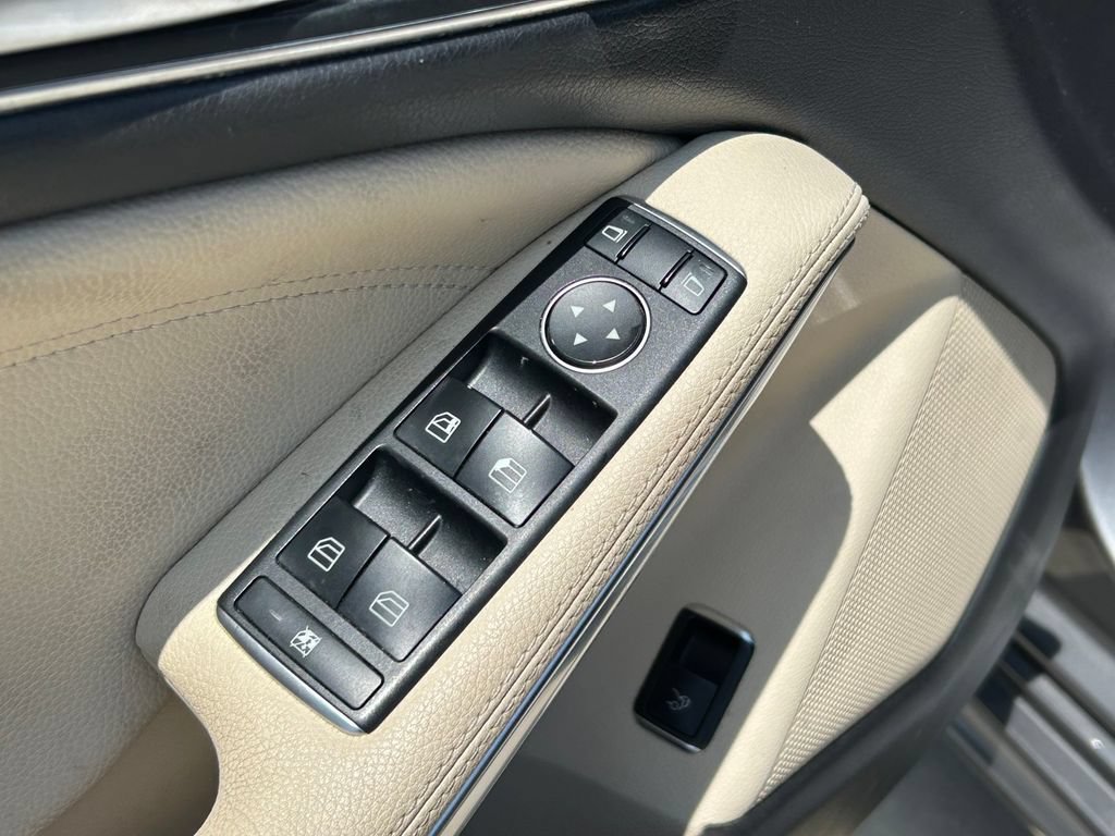 Used 2018 Mercedes-Benz CLA 250 4MATIC image 22