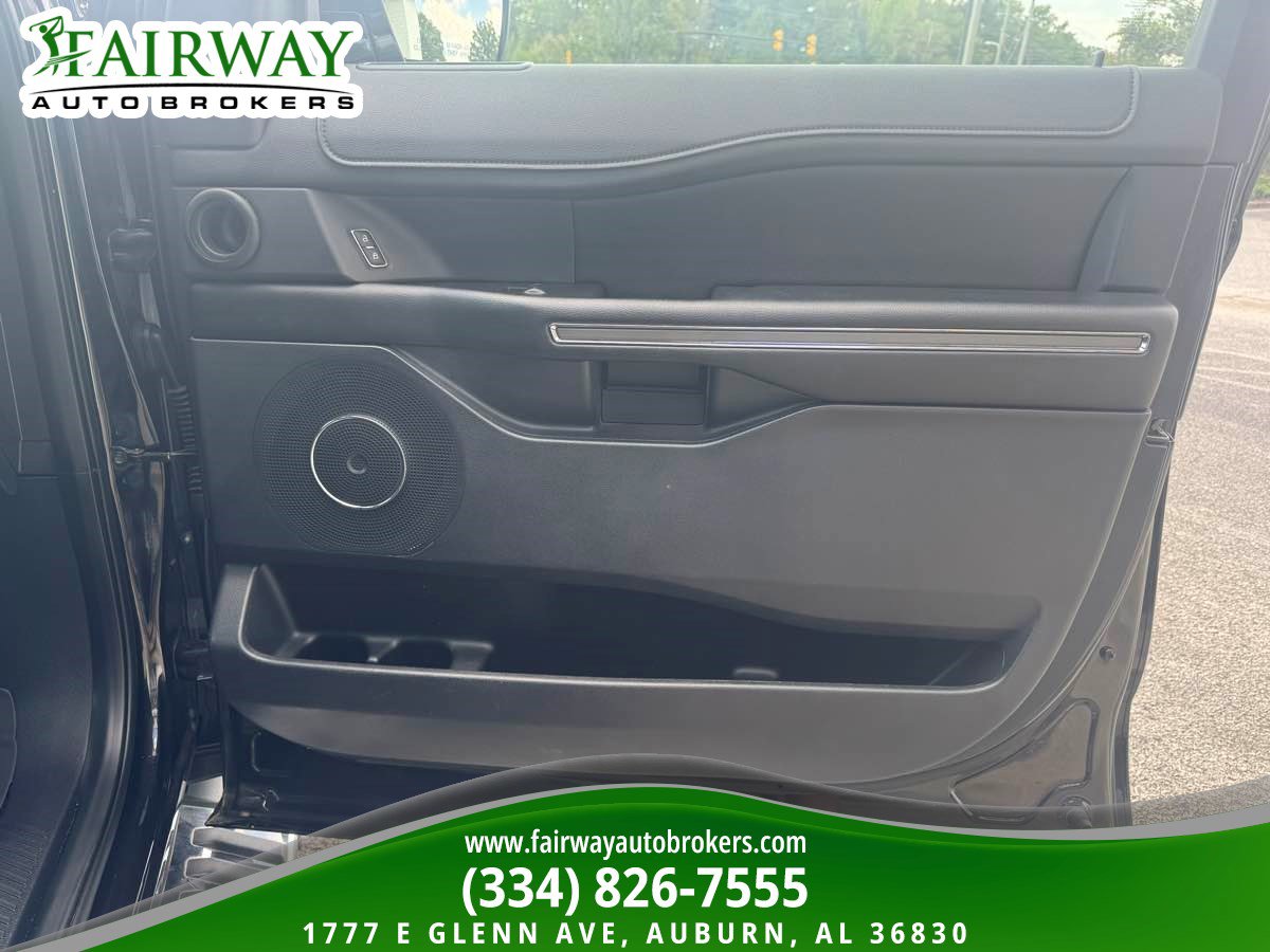 Used 2019 Ford Expedition XLT w/ Equipment Group 202A image 31