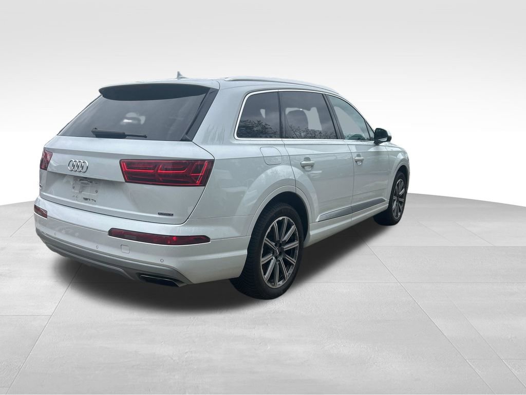 Used 2019 Audi Q7 3.0T Premium Plus w/ Premium Plus Package AWD/4WD image 5