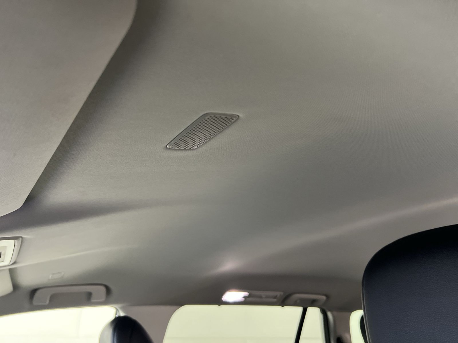 Used 2025 Toyota Grand Highlander AWD image 25