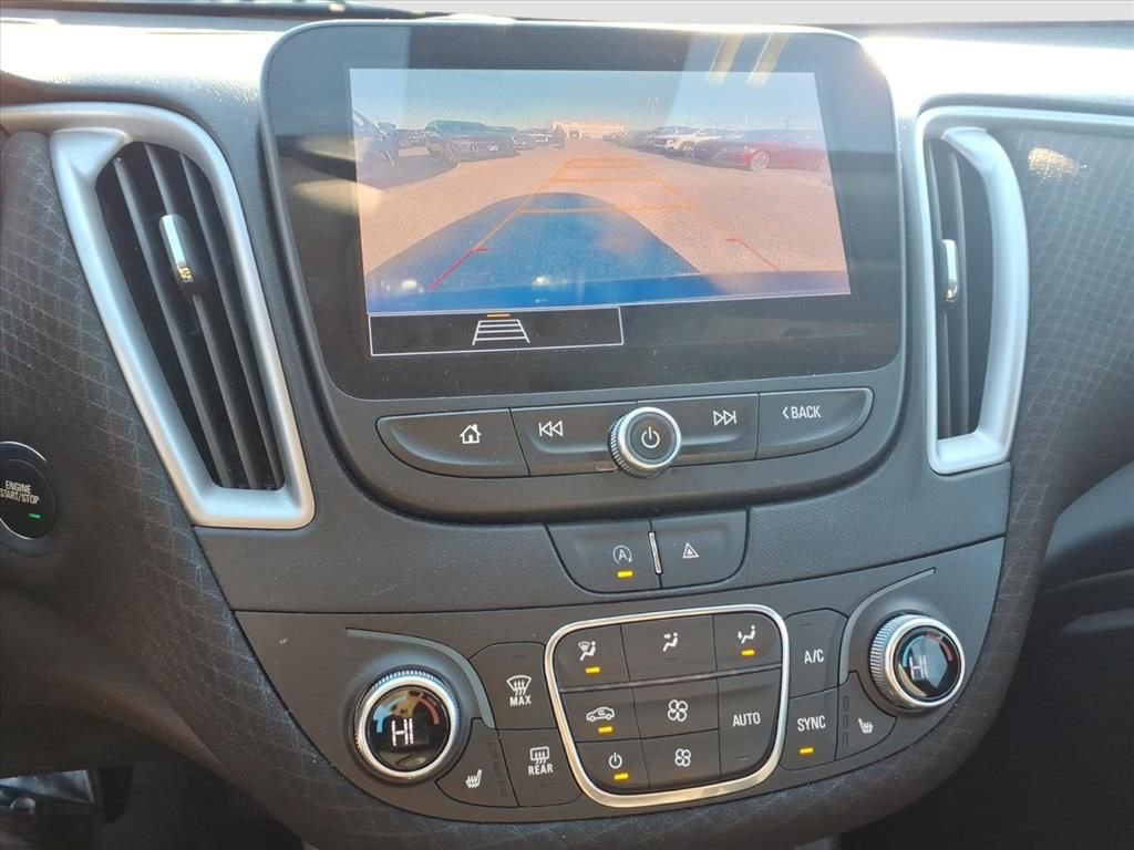 Used 2024 Chevrolet Malibu LT image 23