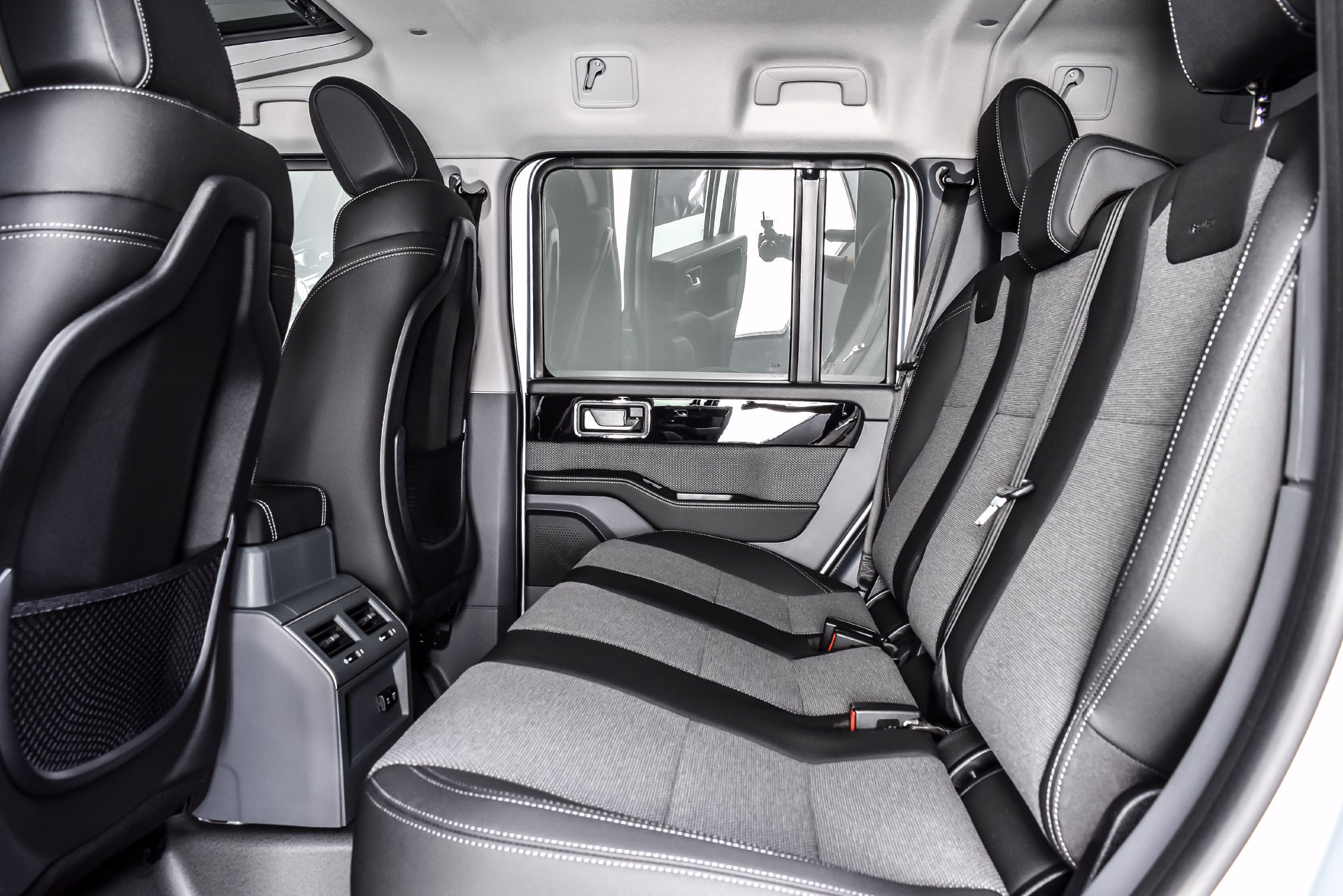 New 2026 INEOS Grenadier Station Wagon AWD/4WD image 18