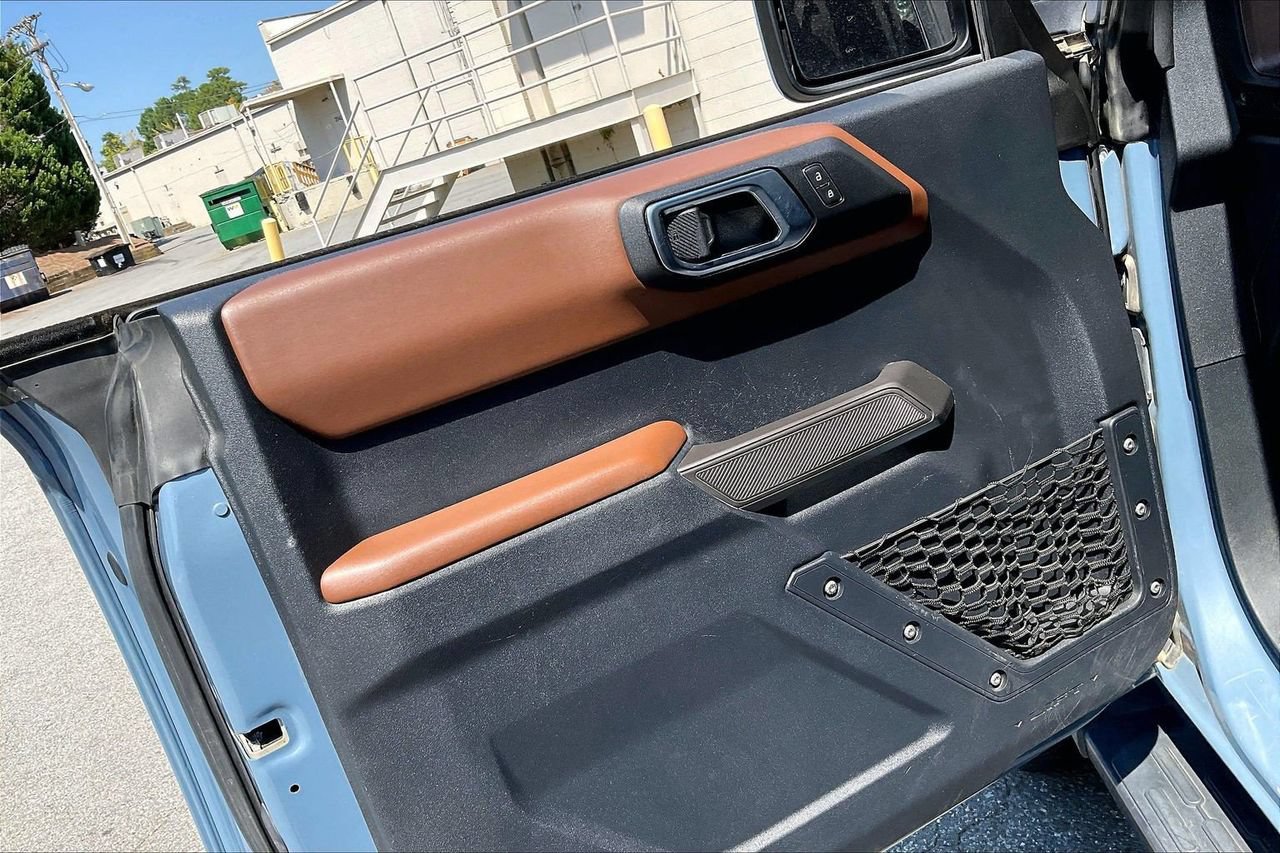 Used 2023 Ford Bronco Outer Banks AWD/4WD image 25