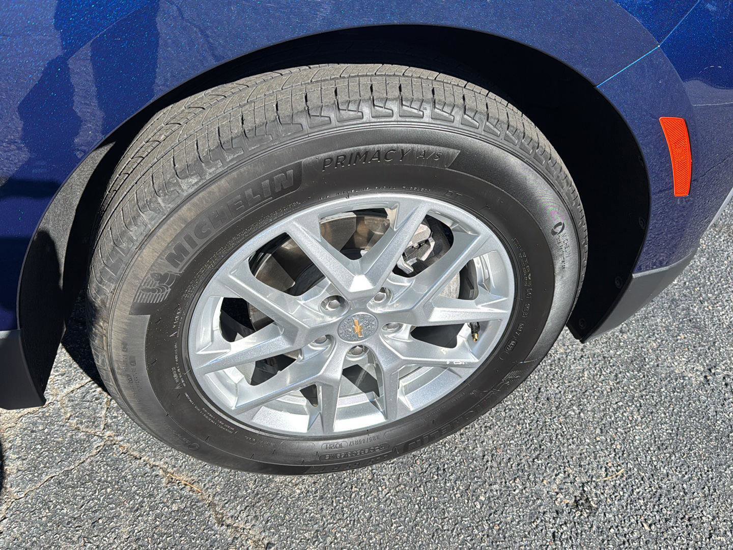 Used 2022 Chevrolet Equinox LT w/ LPO, Floor Liner Package image 32