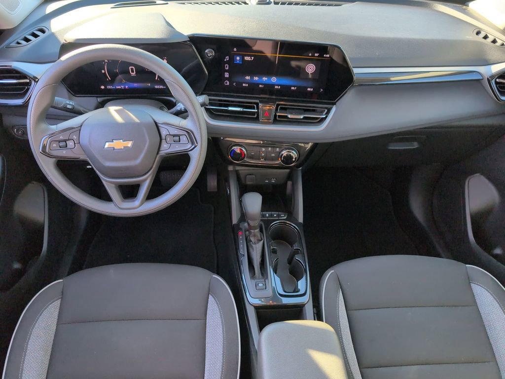 Used 2025 Chevrolet TrailBlazer LT image 26