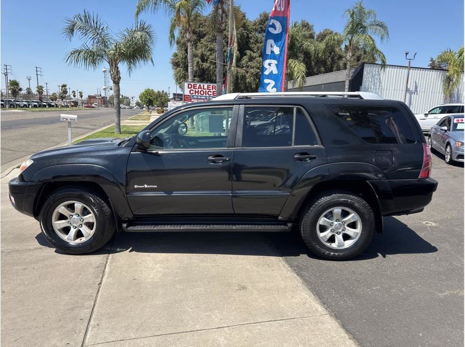 Used 2005 Toyota 4Runner SR5 RWD image 8