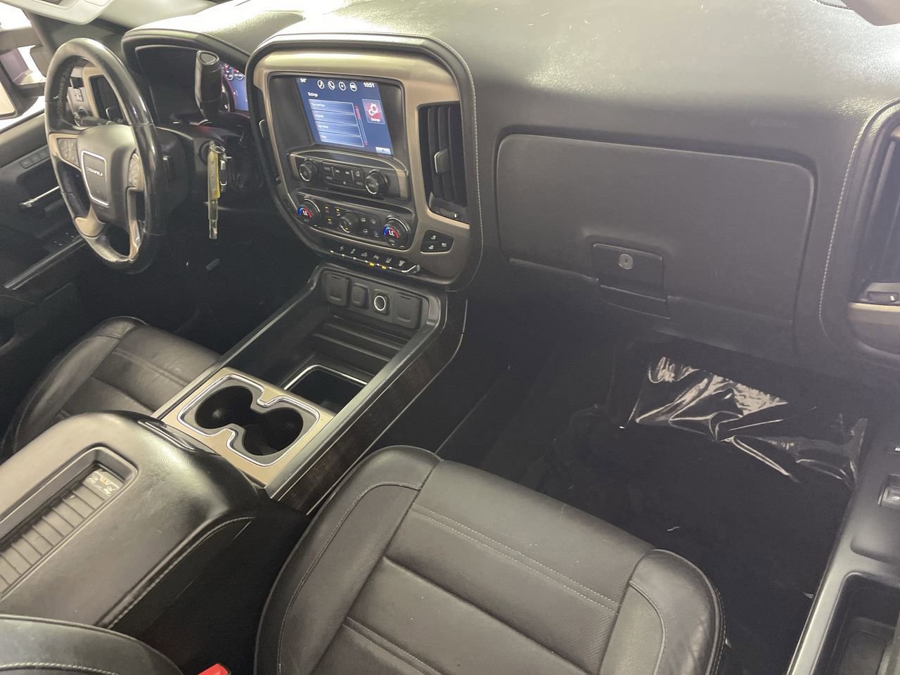 Used 2016 GMC Sierra 2500 Denali w/ Duramax Plus Package image 26