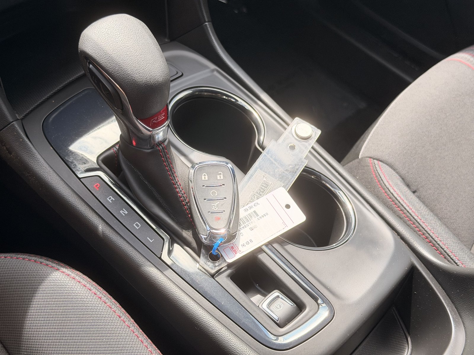 Used 2023 Chevrolet Equinox RS FWD image 35