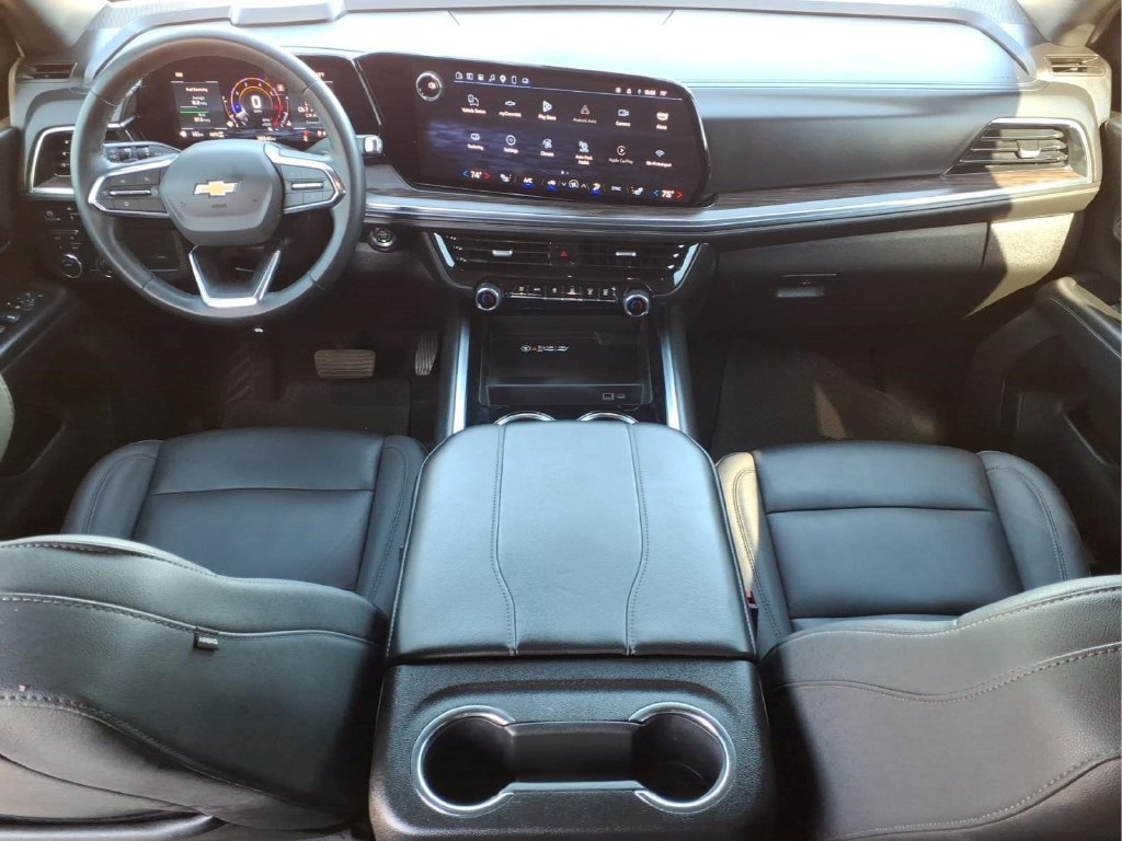 Used 2025 Chevrolet Tahoe LT AWD/4WD image 17