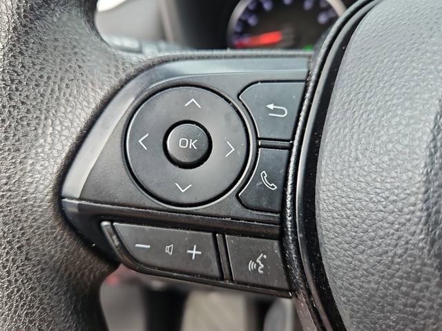 Used 2021 Toyota RAV4 XLE w/ Convenience Package image 23