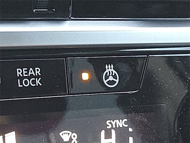 New 2025 Nissan Pathfinder SL image 32