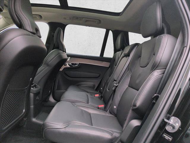 New 2026 Volvo XC90 T8 Ultra w/ Lounge Package AWD/4WD image 16