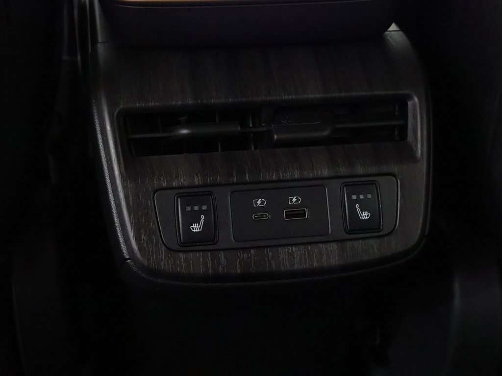 Used 2023 Nissan Ariya FWD image 36