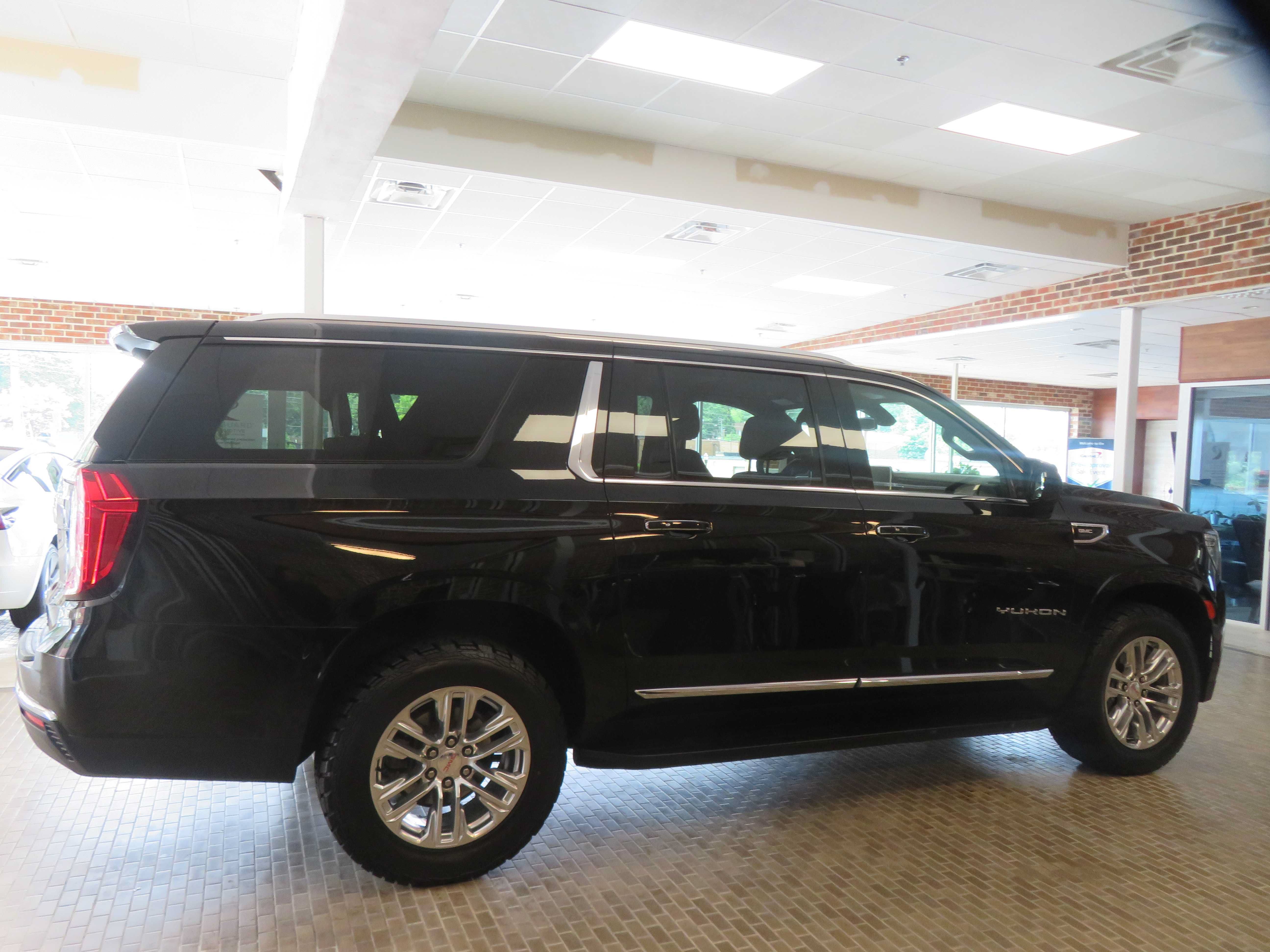 Used 2021 GMC Yukon XL SLT RWD image 66