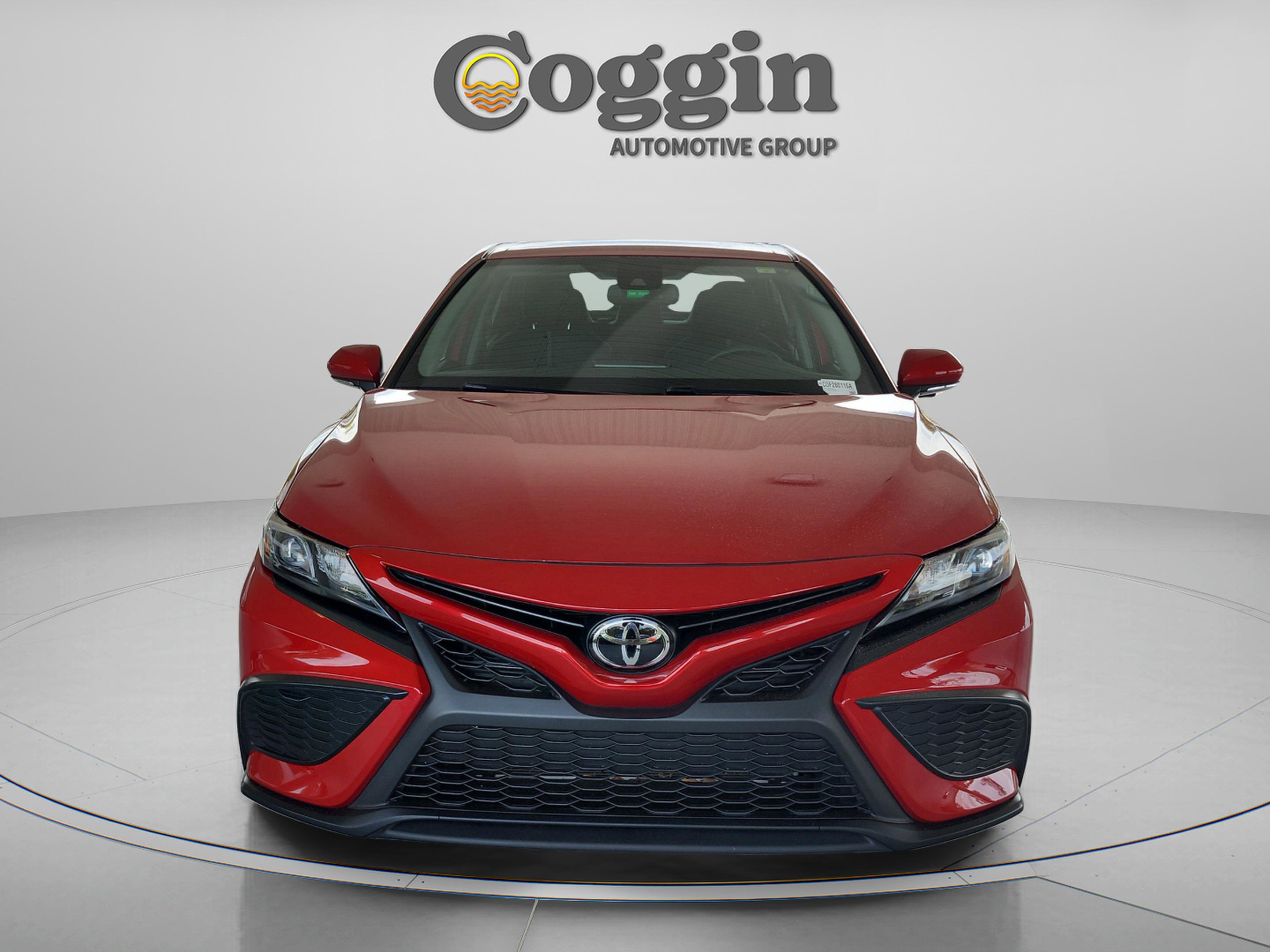 Used 2023 Toyota Camry SE w/ Convenience Package FWD image 8