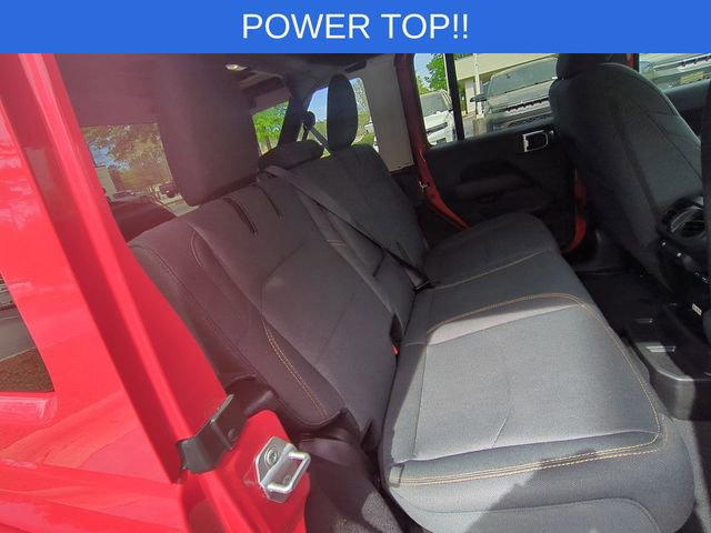 Used 2025 Jeep Wrangler Unlimited Sahara w/ Safety Group image 32