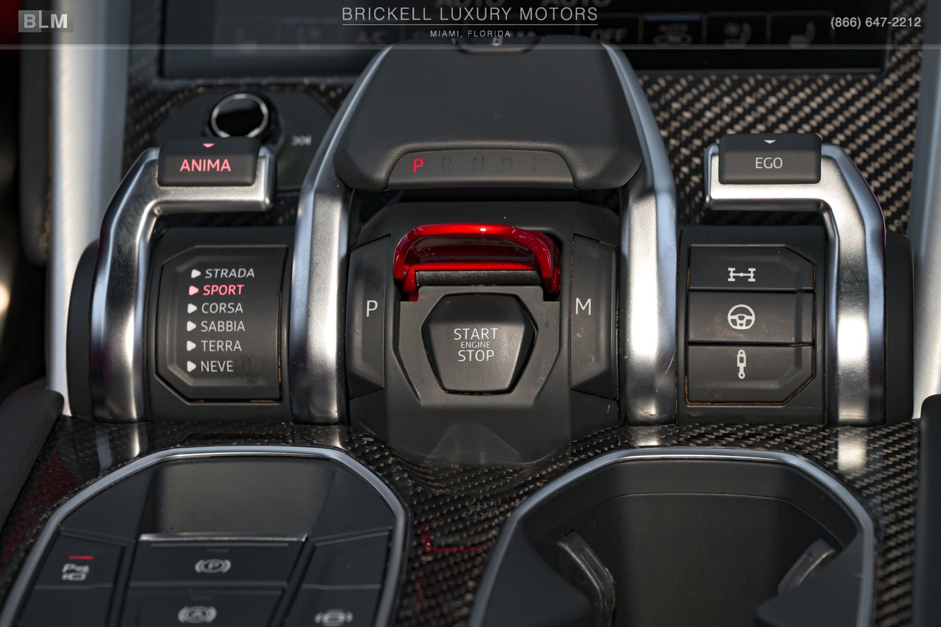 Used 2020 Lamborghini Urus image 29