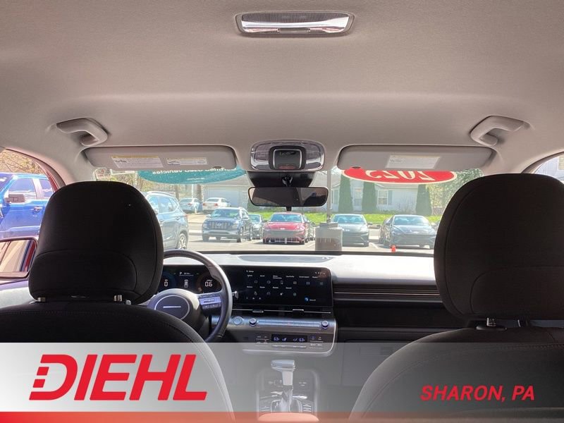 Certified 2025 Hyundai Kona SEL image 29