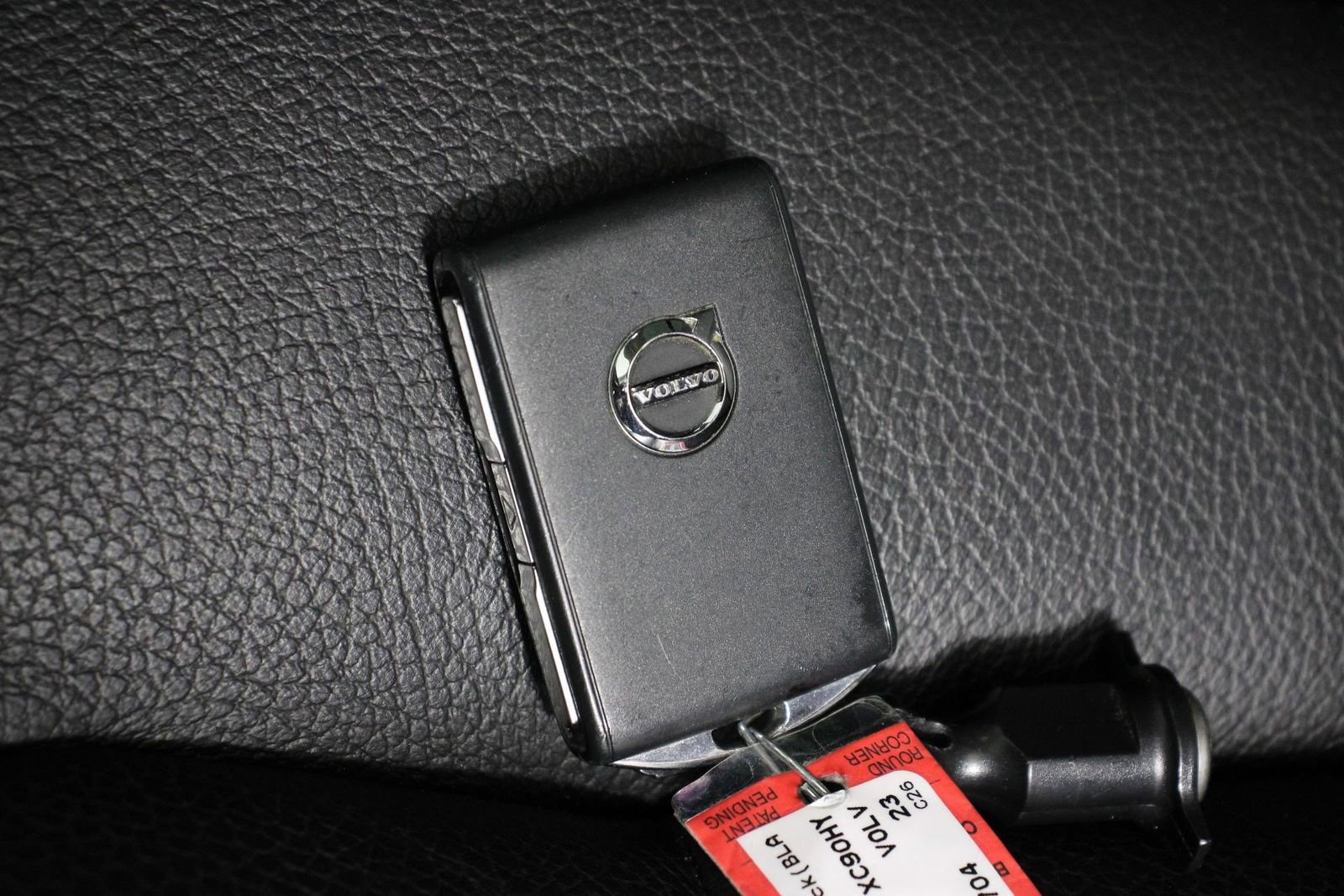 Certified 2023 Volvo XC90 T8 Plus w/ Protection Package Premier image 33