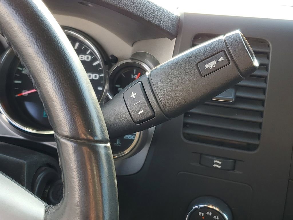 Used 2011 Chevrolet Silverado 3500 LT w/ Interior Plus Package image 17