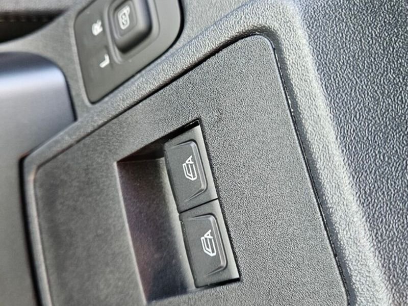 New 2025 Ford Bronco 2-Door AWD/4WD image 21